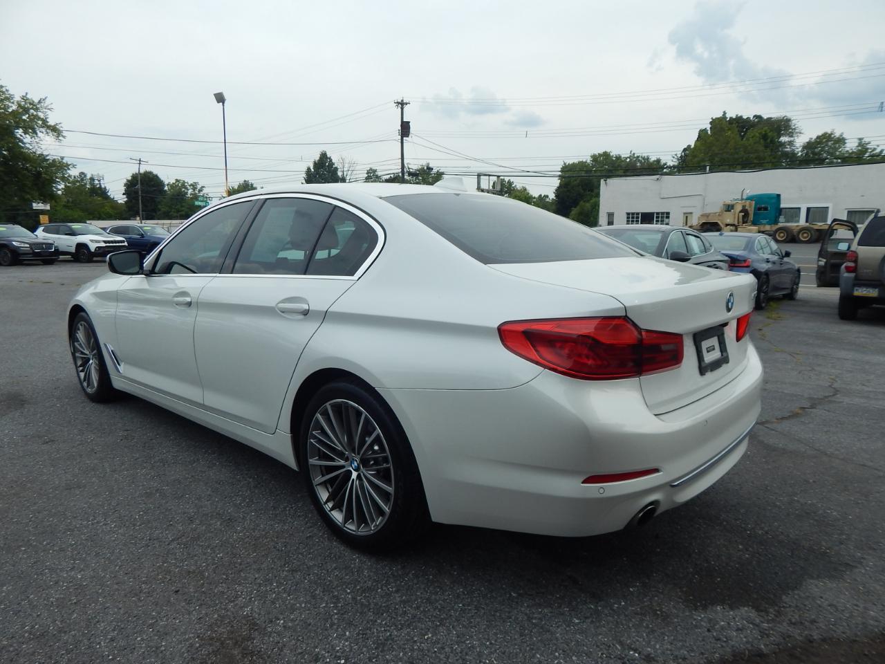 BMW 5 Series 530i Sedan 2019