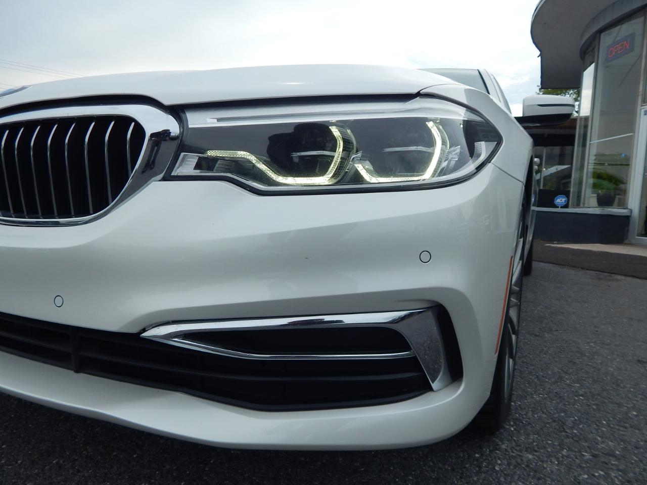BMW 5 Series 530i Sedan 2019