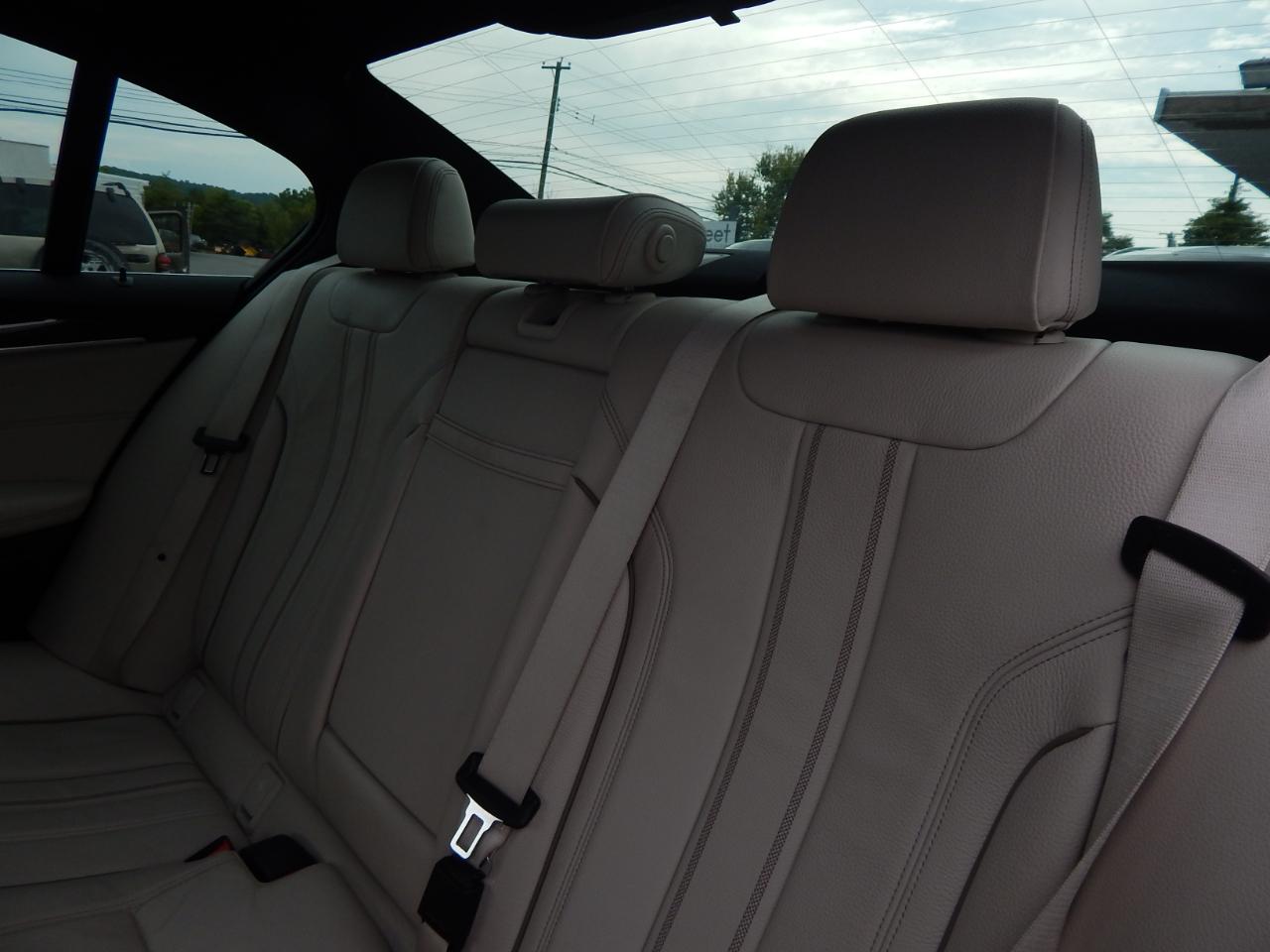 BMW 5 Series 530i Sedan 2019