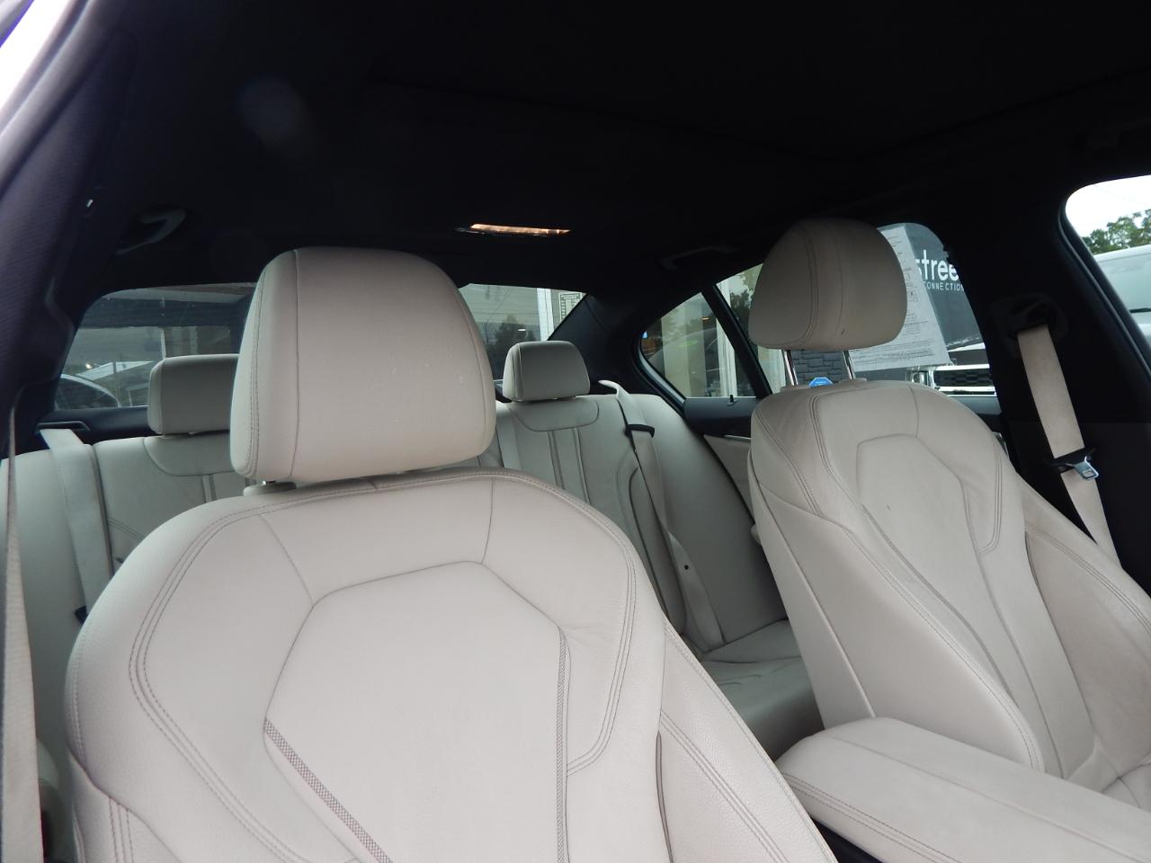 BMW 5 Series 530i Sedan 2019