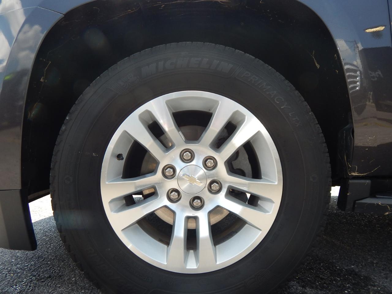 Chevrolet Suburban LT 2018