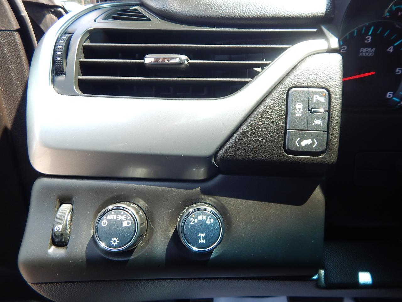 Chevrolet Suburban LT 2018