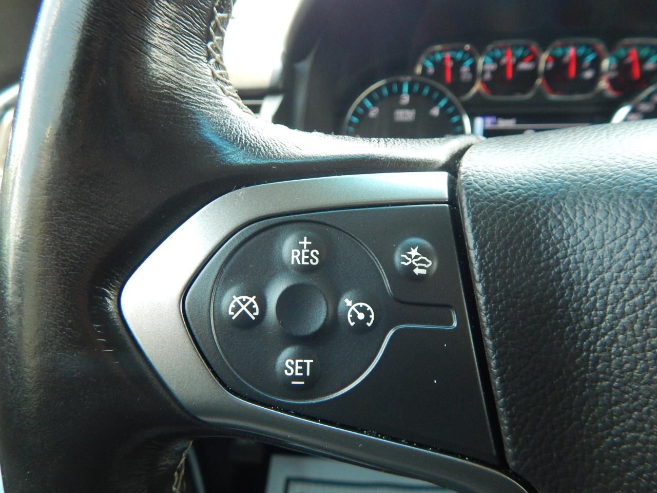 Chevrolet Suburban LT 2018