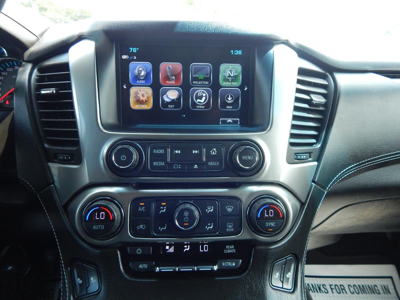 Chevrolet Suburban LT 2018