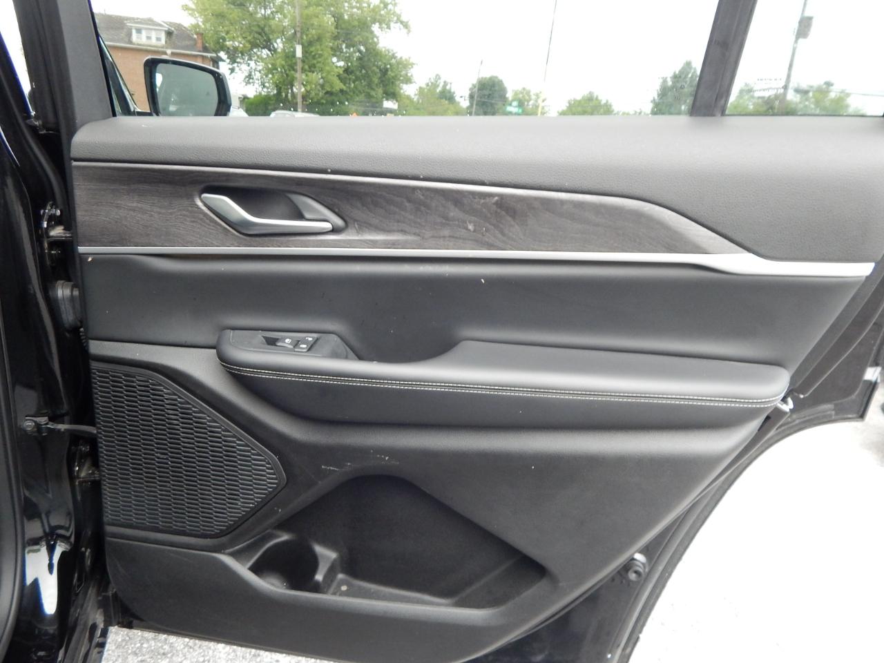 Jeep Grand Cherokee L Limited 4x4 2023