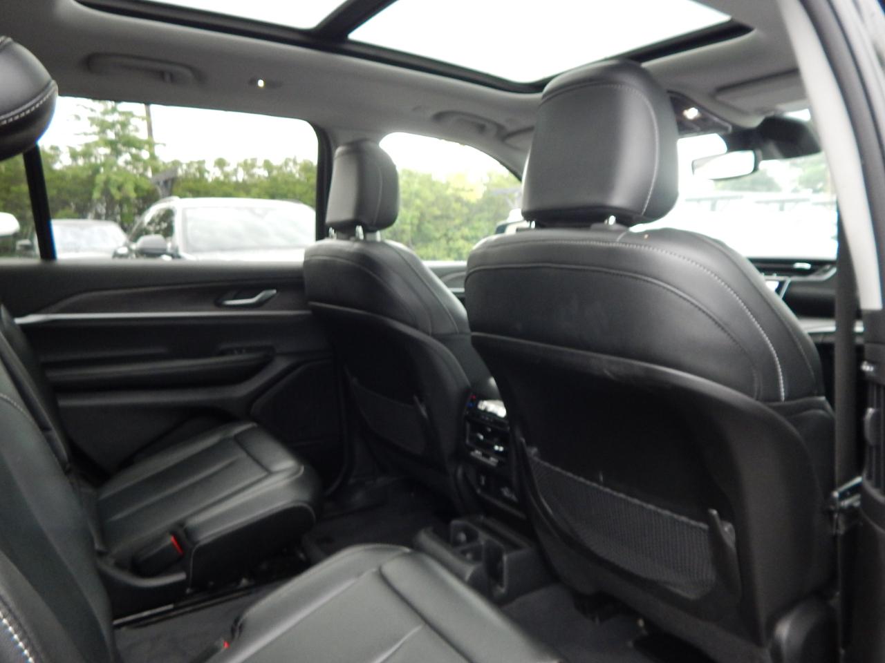 Jeep Grand Cherokee L Limited 4x4 2023