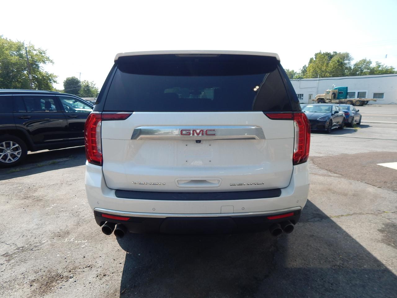 GMC Yukon XL 4WD 4dr Denali 2021