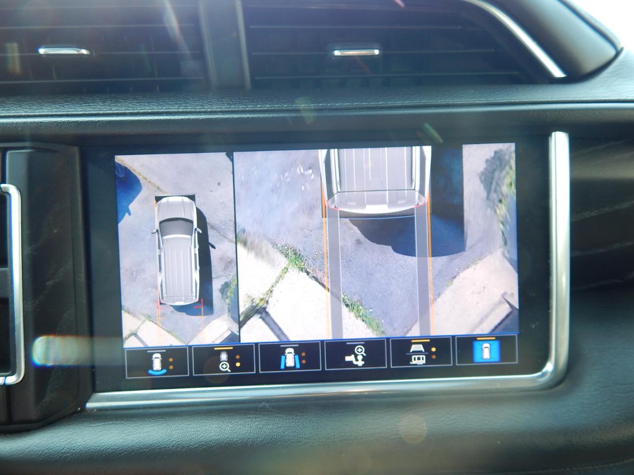 GMC Yukon XL 4WD 4dr Denali 2021