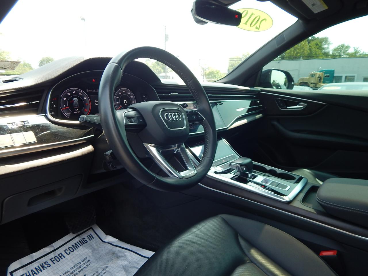 Audi Q8 Premium Plus 55 TFSI quattro 2019