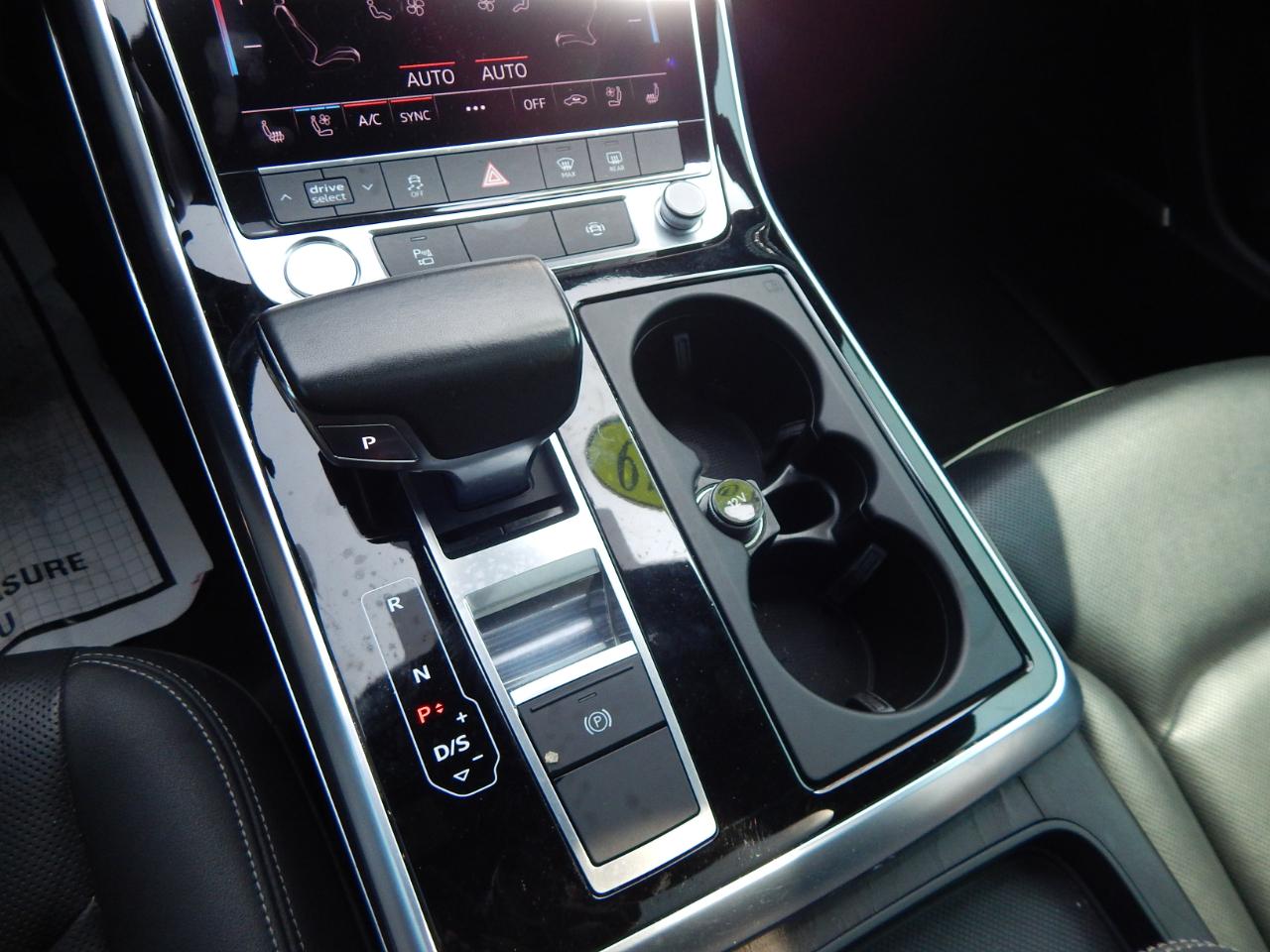 Audi Q8 Premium Plus 55 TFSI quattro 2019