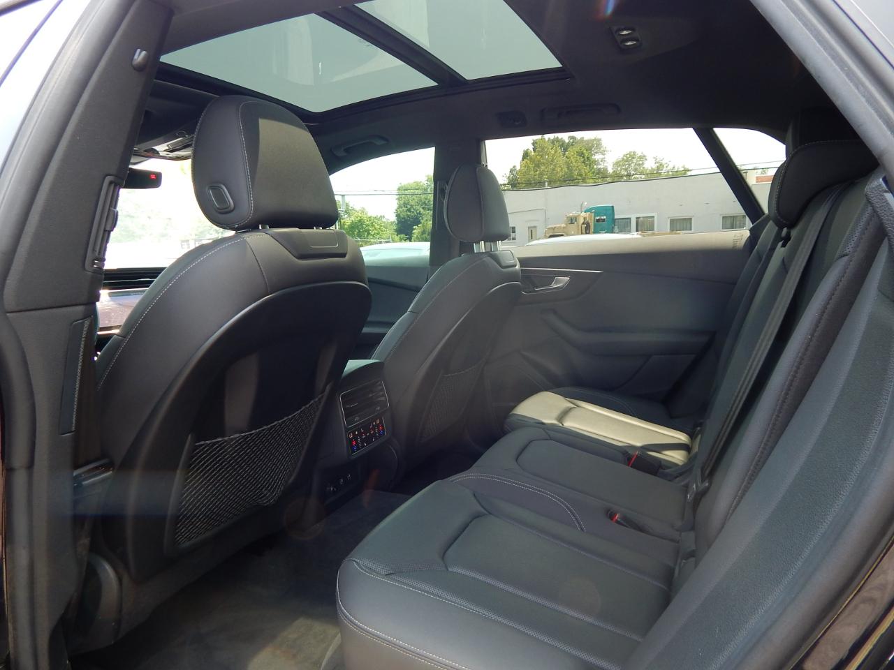 Audi Q8 Premium Plus 55 TFSI quattro 2019