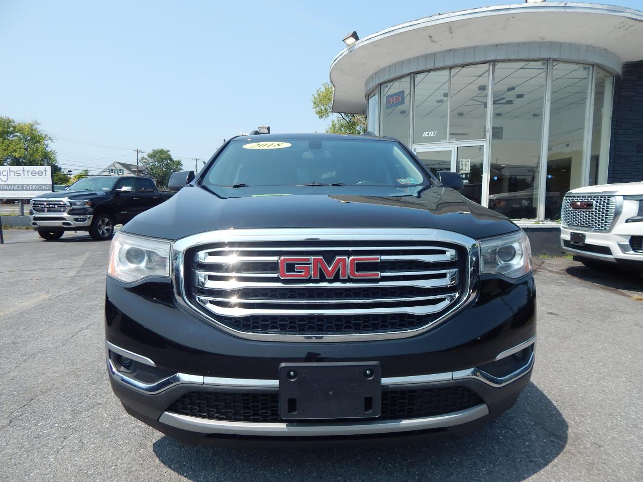 GMC Acadia AWD 4dr SLE w/SLE-2 2018