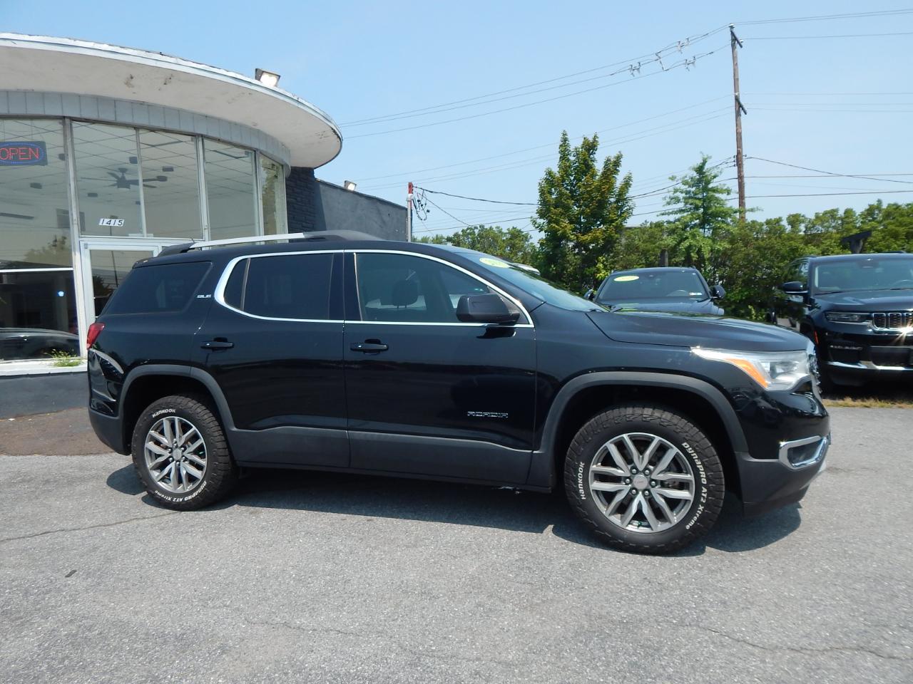 GMC Acadia AWD 4dr SLE w/SLE-2 2018