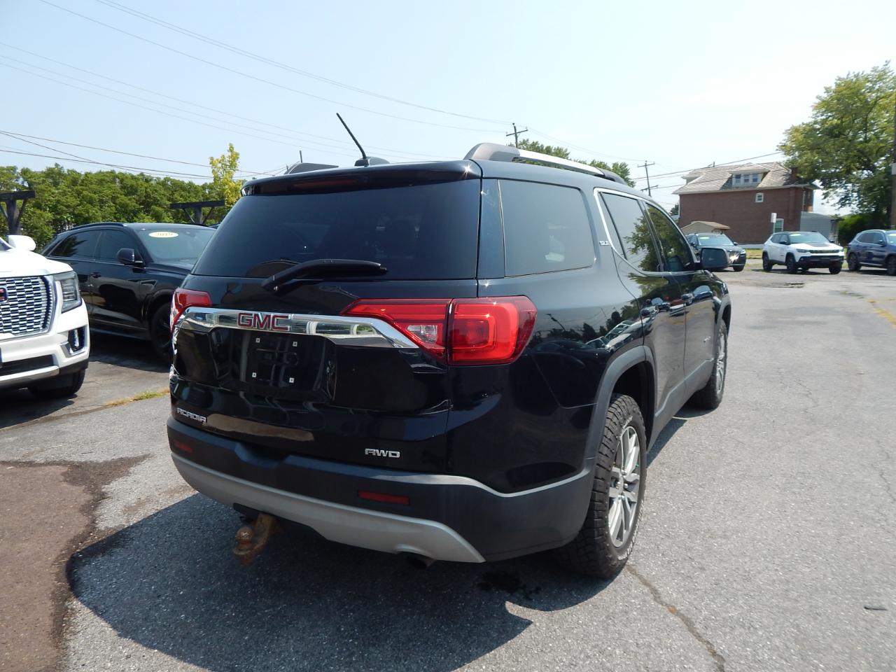 GMC Acadia AWD 4dr SLE w/SLE-2 2018
