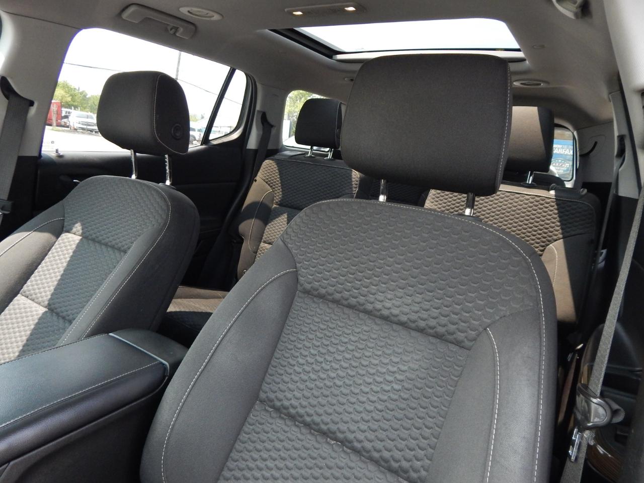GMC Acadia AWD 4dr SLE w/SLE-2 2018