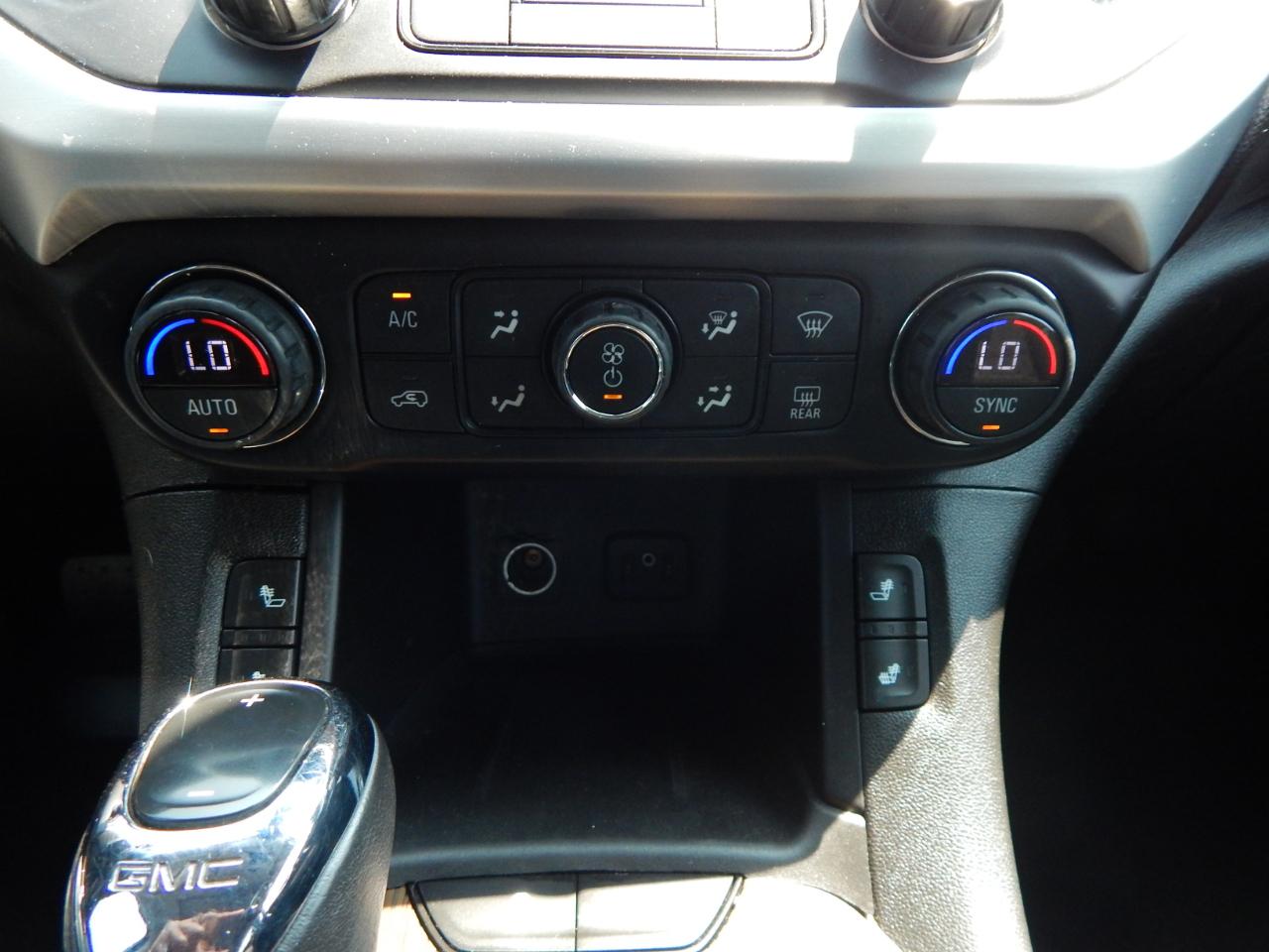 GMC Acadia AWD 4dr SLE w/SLE-2 2018