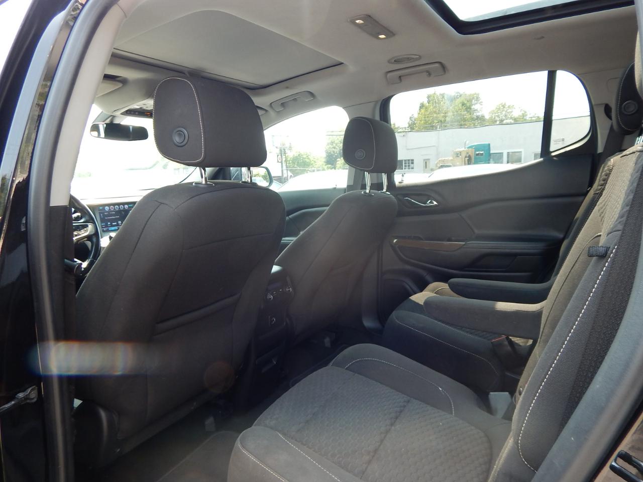 GMC Acadia AWD 4dr SLE w/SLE-2 2018