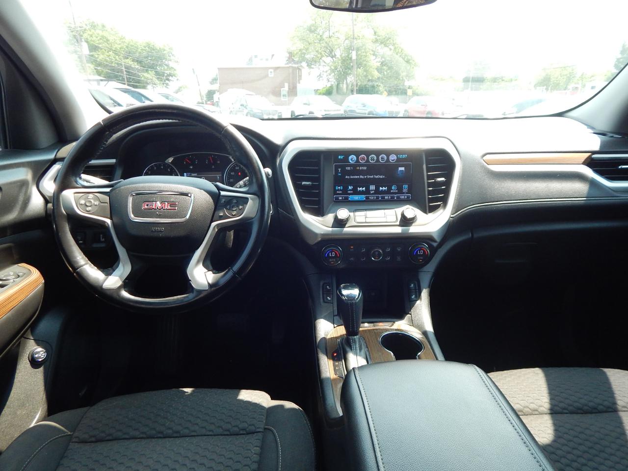 GMC Acadia AWD 4dr SLE w/SLE-2 2018