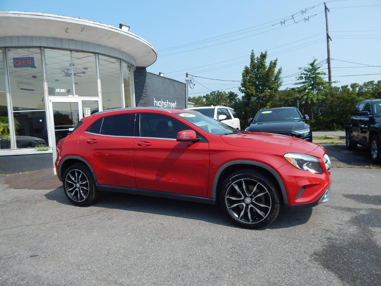 Mercedes-Benz GLA FWD 4dr GLA 250 2015
