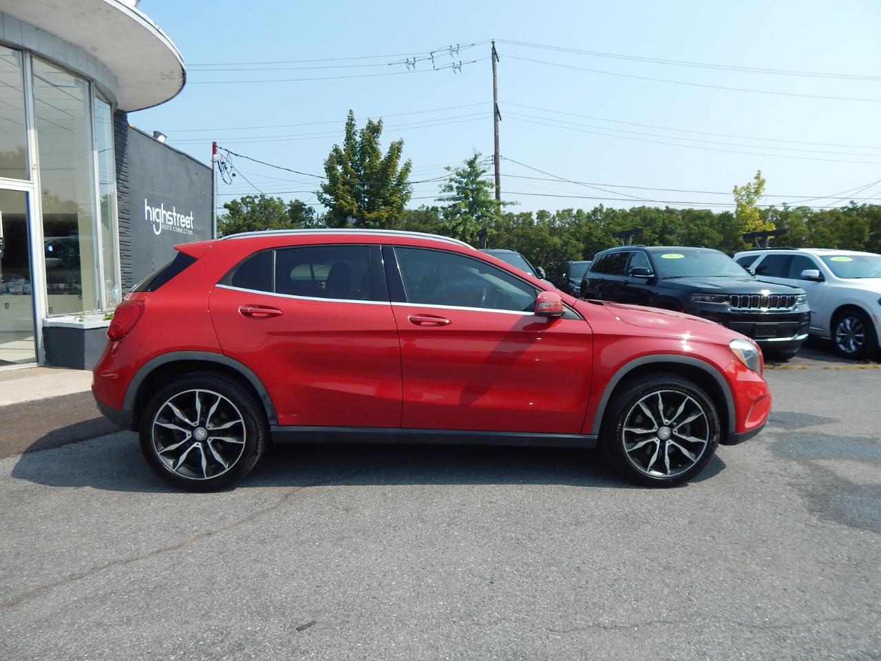Mercedes-Benz GLA FWD 4dr GLA 250 2015