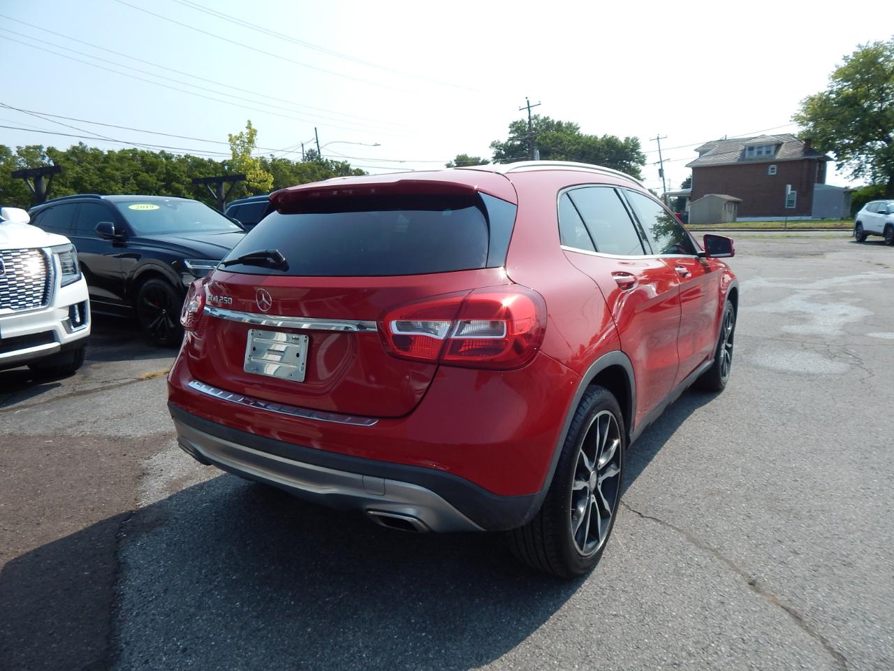 Mercedes-Benz GLA FWD 4dr GLA 250 2015