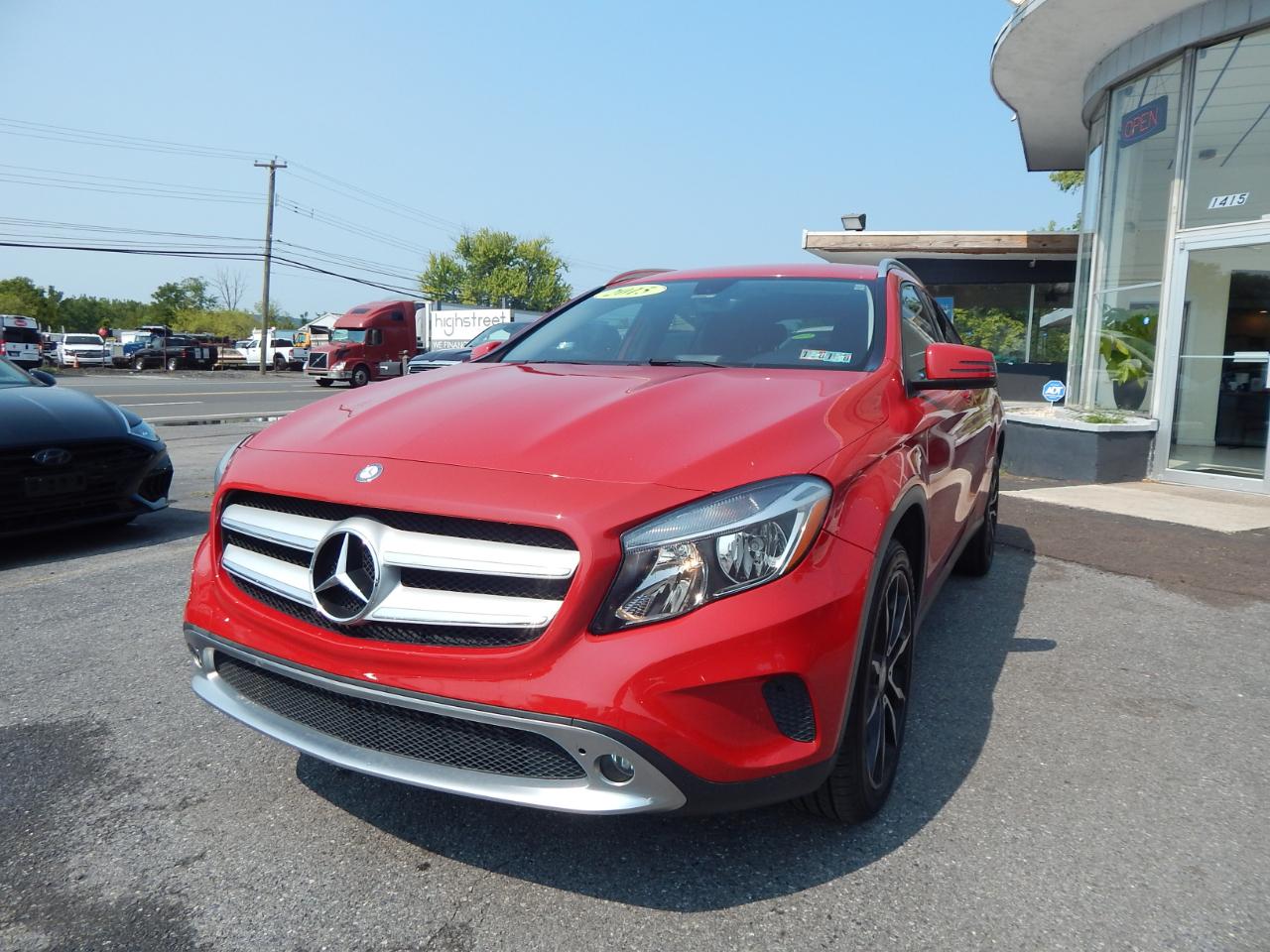 Mercedes-Benz GLA FWD 4dr GLA 250 2015