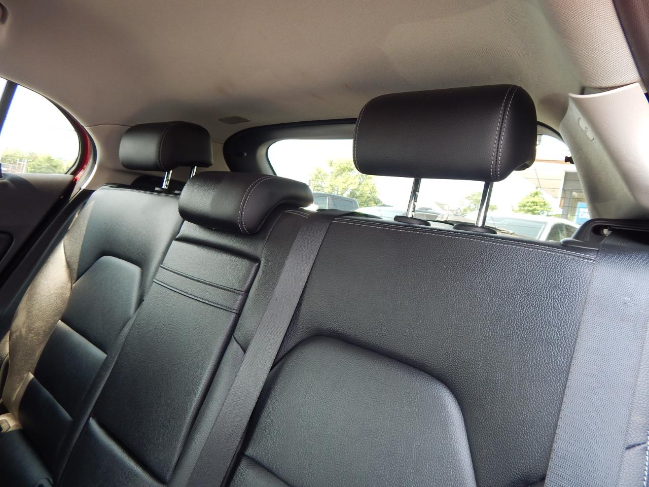Mercedes-Benz GLA FWD 4dr GLA 250 2015