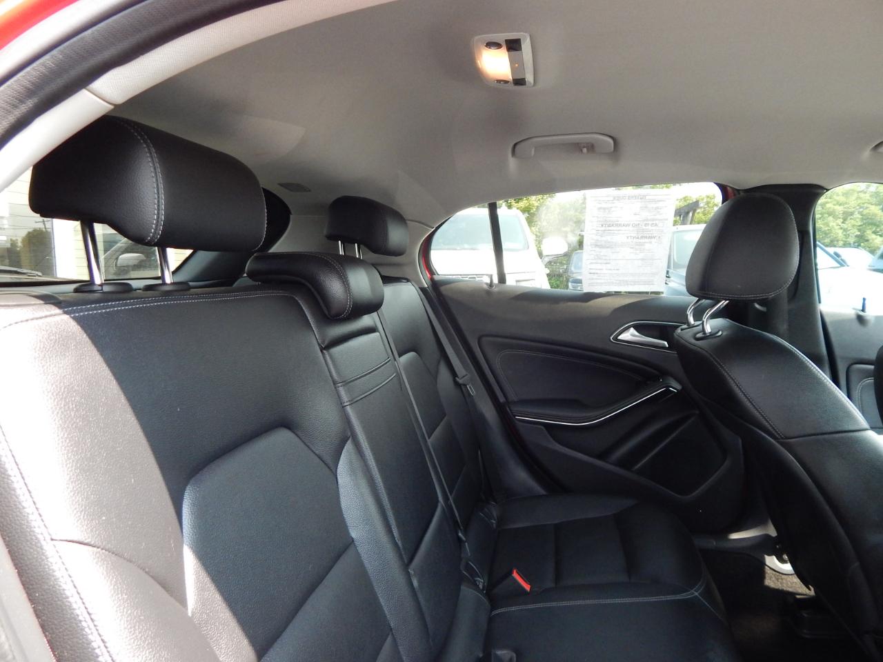 Mercedes-Benz GLA FWD 4dr GLA 250 2015