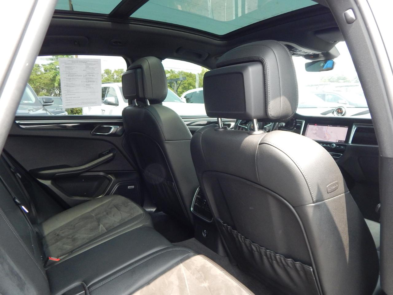 Porsche Macan AWD 2021