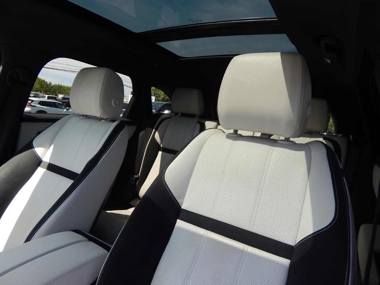 Land Rover Range Rover Velar P340 R-Dynamic S 2023
