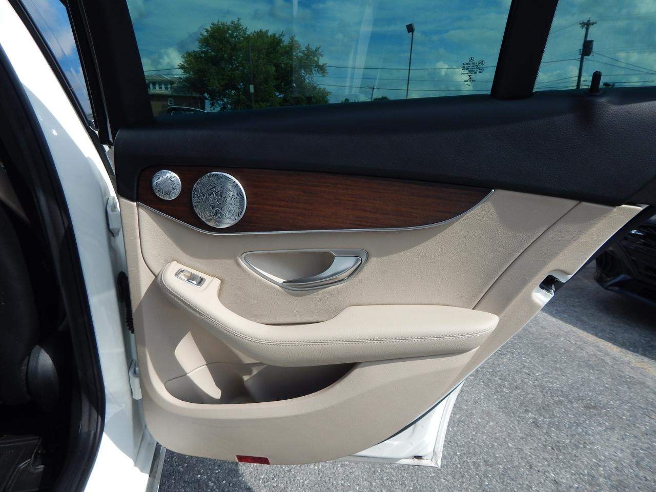 Mercedes-Benz C-Class C 300 4MATIC Sedan 2021