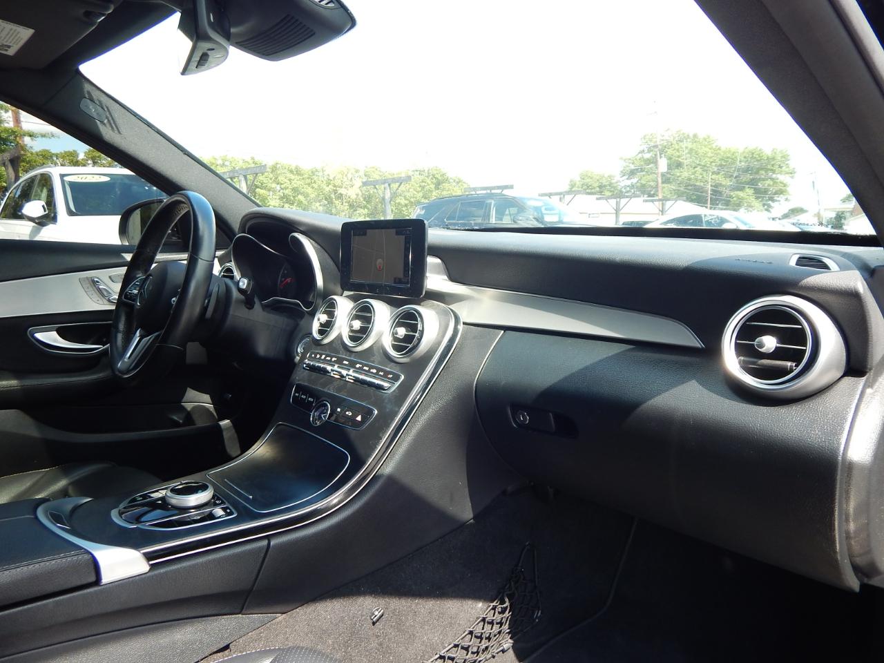 Mercedes-Benz C-Class C300 4MATIC Sedan 2019