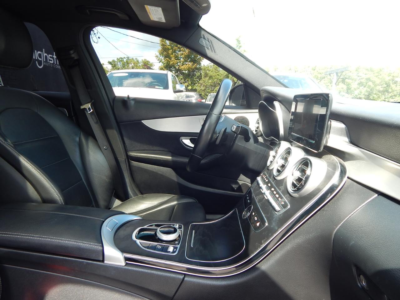 Mercedes-Benz C-Class C300 4MATIC Sedan 2019