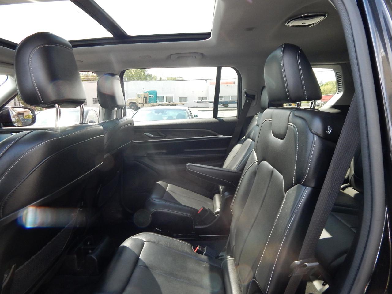 Jeep Grand Cherokee L Limited 4x4 2023