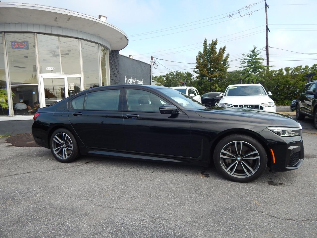 BMW 7 Series 750i xDrive Sedan 2020
