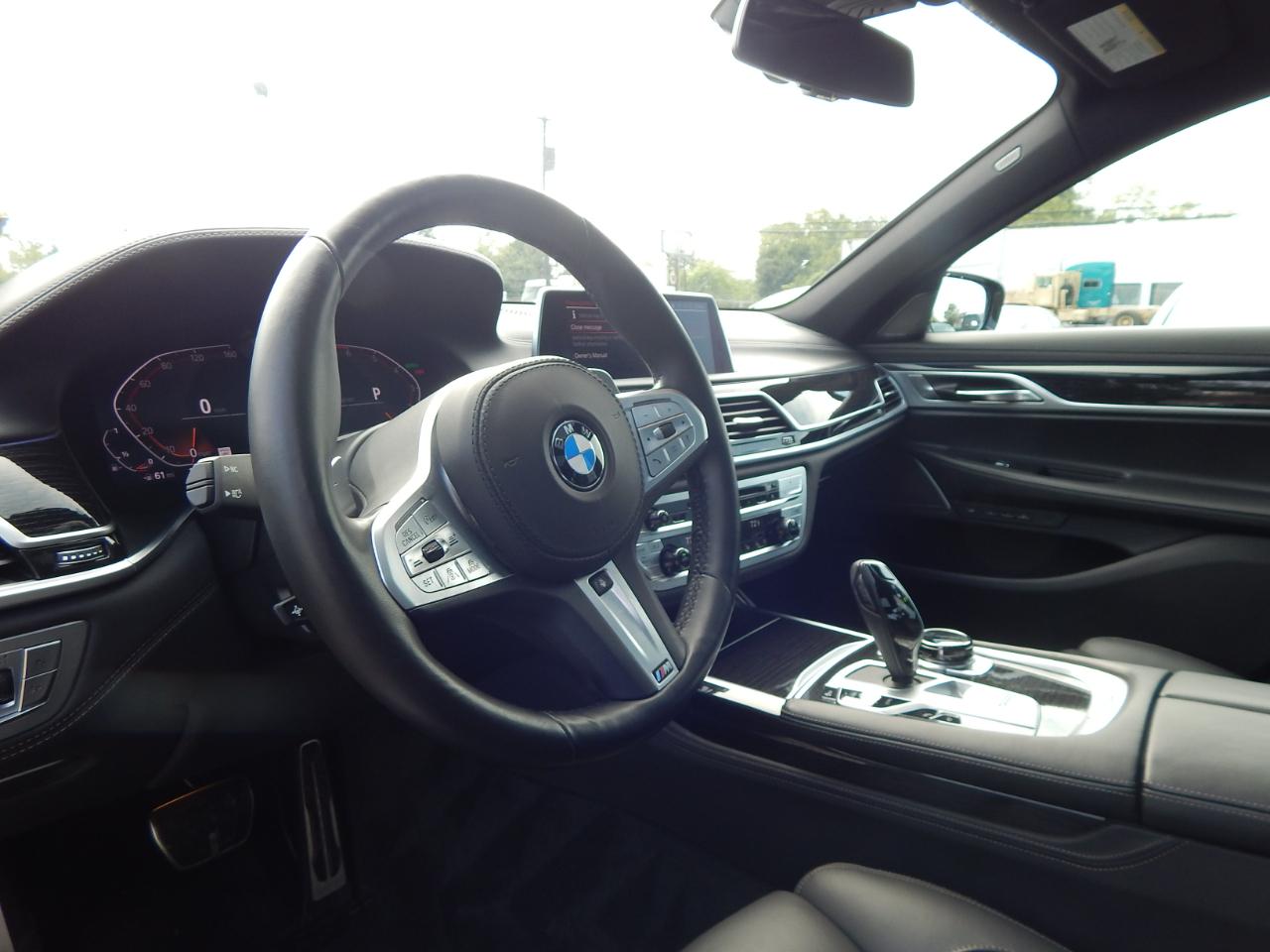 BMW 7 Series 750i xDrive Sedan 2020