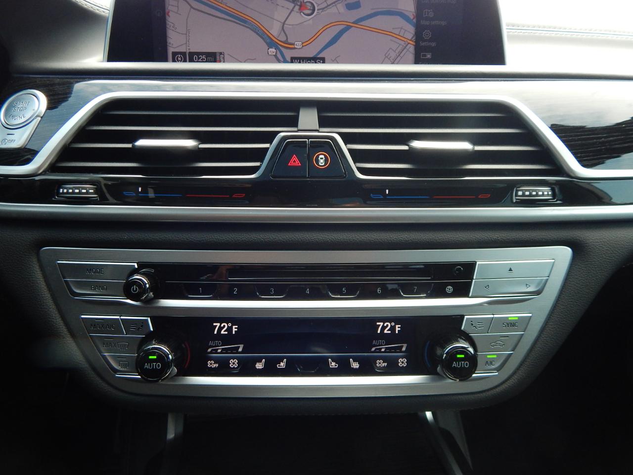 BMW 7 Series 750i xDrive Sedan 2020