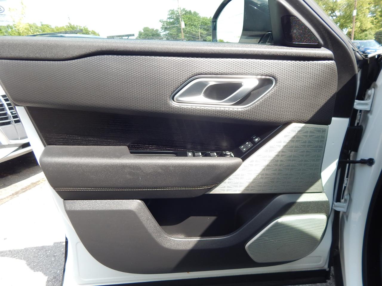 Land Rover Range Rover Velar P400 HST 2023