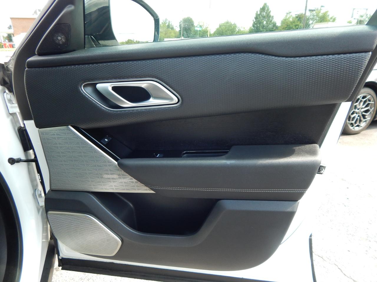 Land Rover Range Rover Velar P400 HST 2023