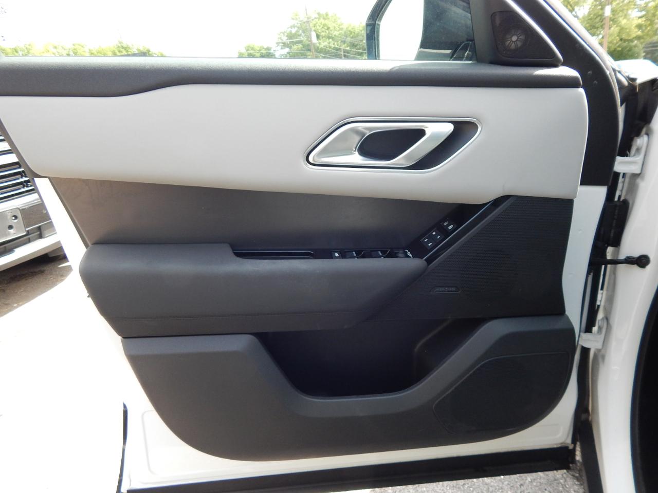 Land Rover Range Rover Velar P250 Dynamic SE 2024