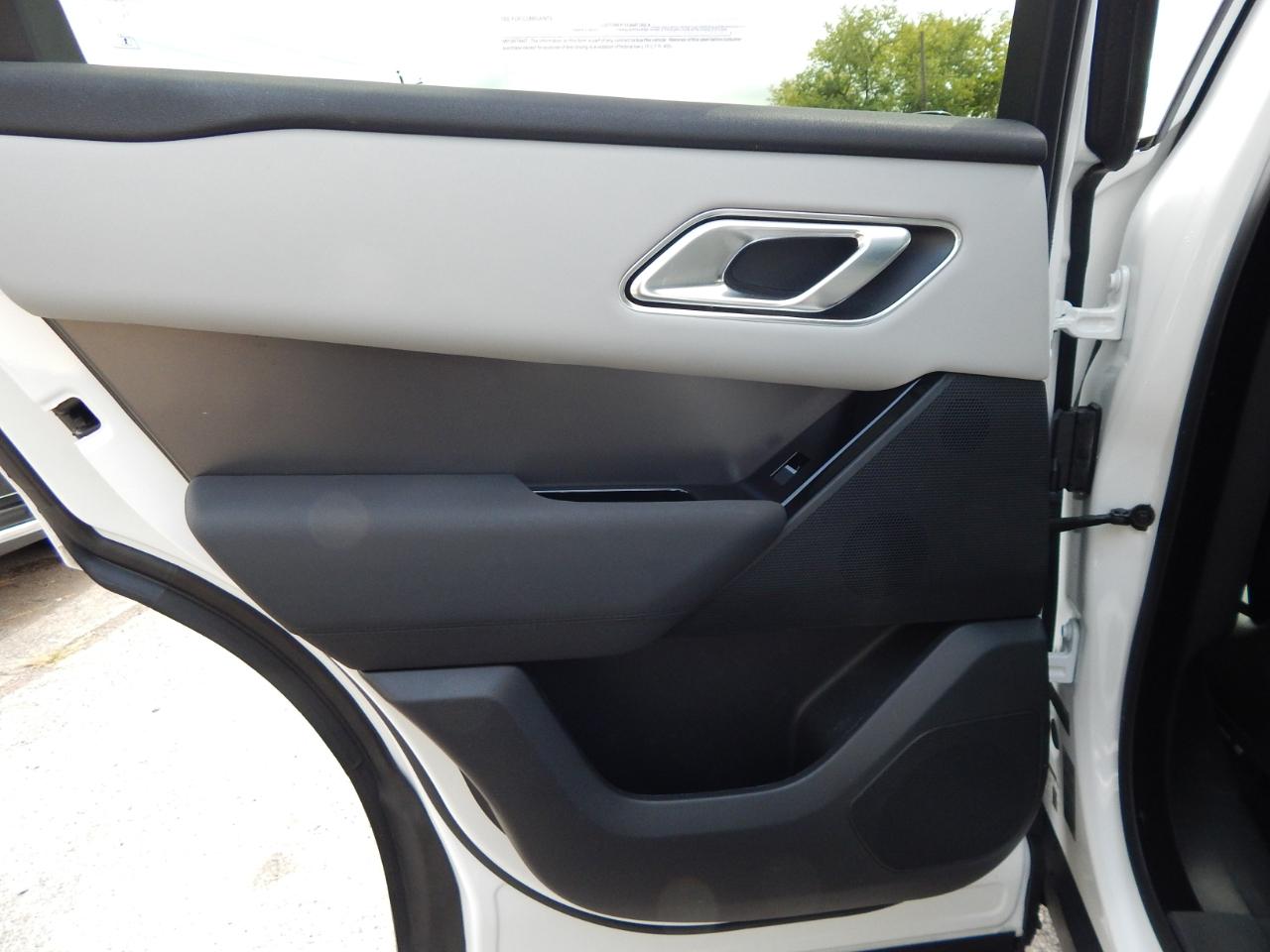 Land Rover Range Rover Velar P250 Dynamic SE 2024