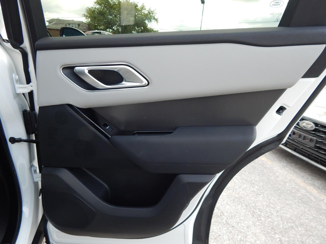 Land Rover Range Rover Velar P250 Dynamic SE 2024