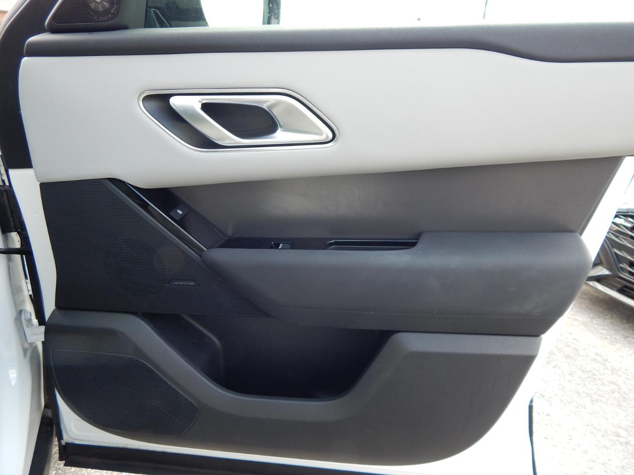 Land Rover Range Rover Velar P250 Dynamic SE 2024