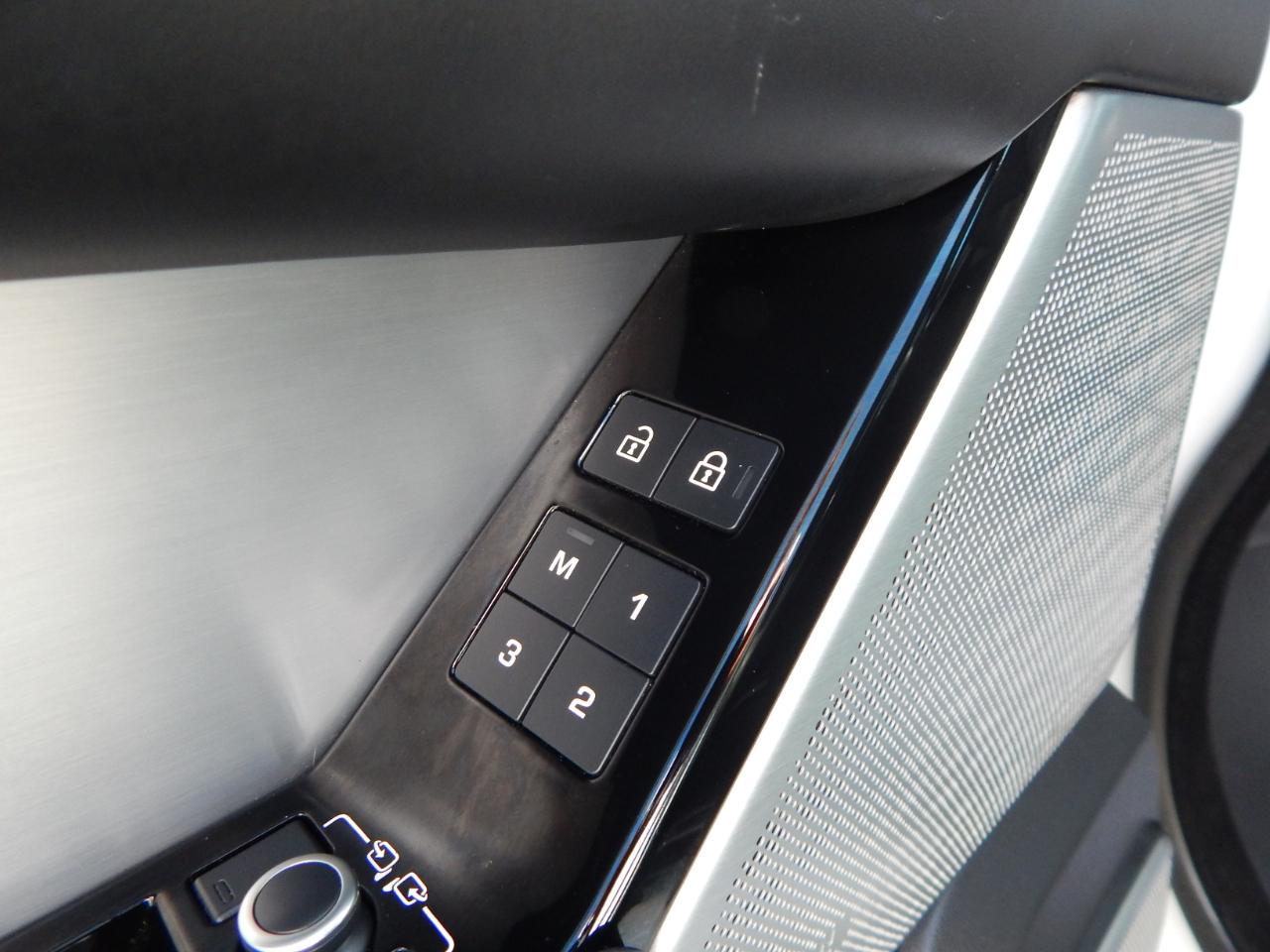 Land Rover Range Rover Velar P340 R-Dynamic S 2021