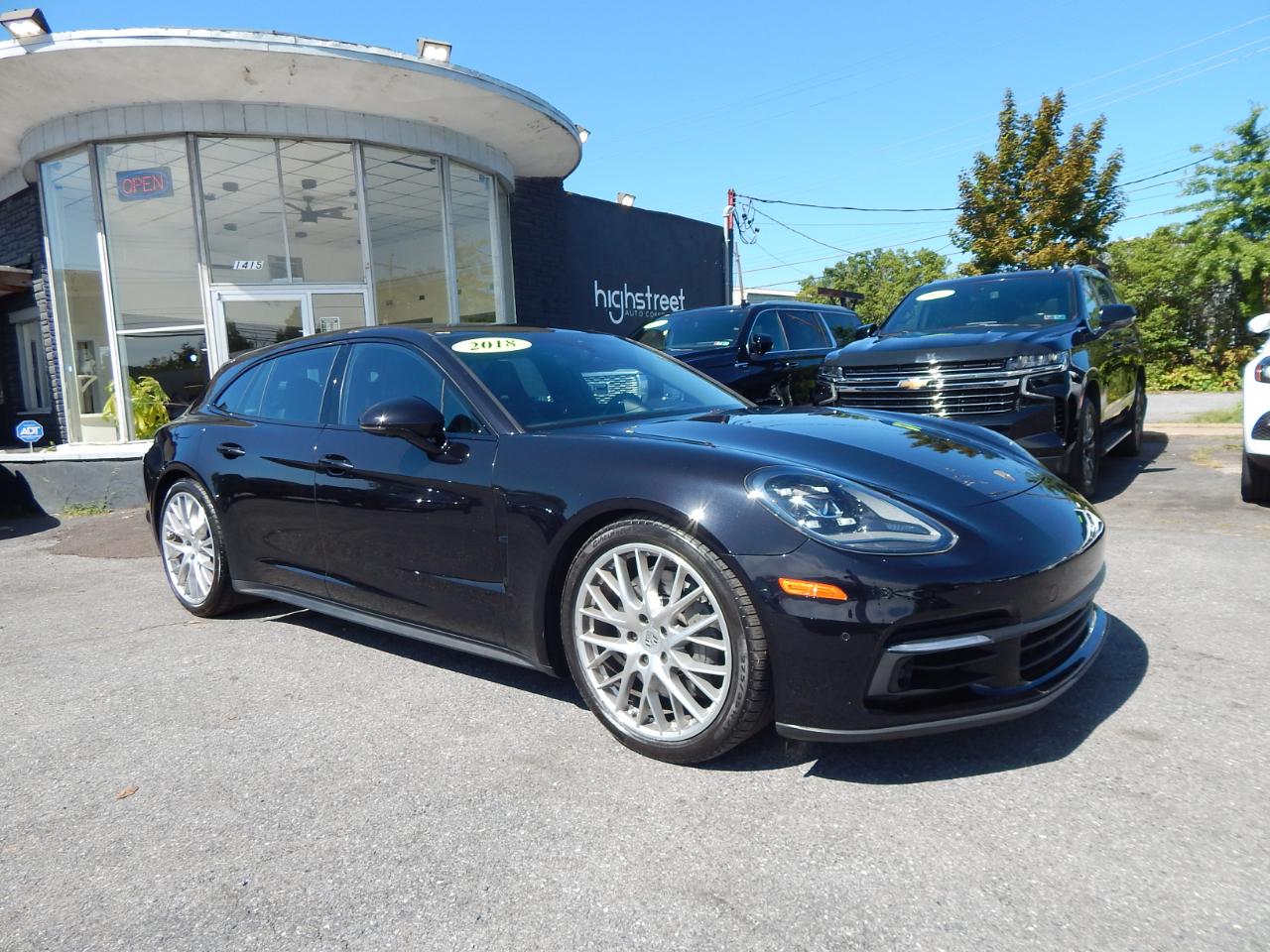 Porsche Panamera 4 Sport Turismo AWD 2018