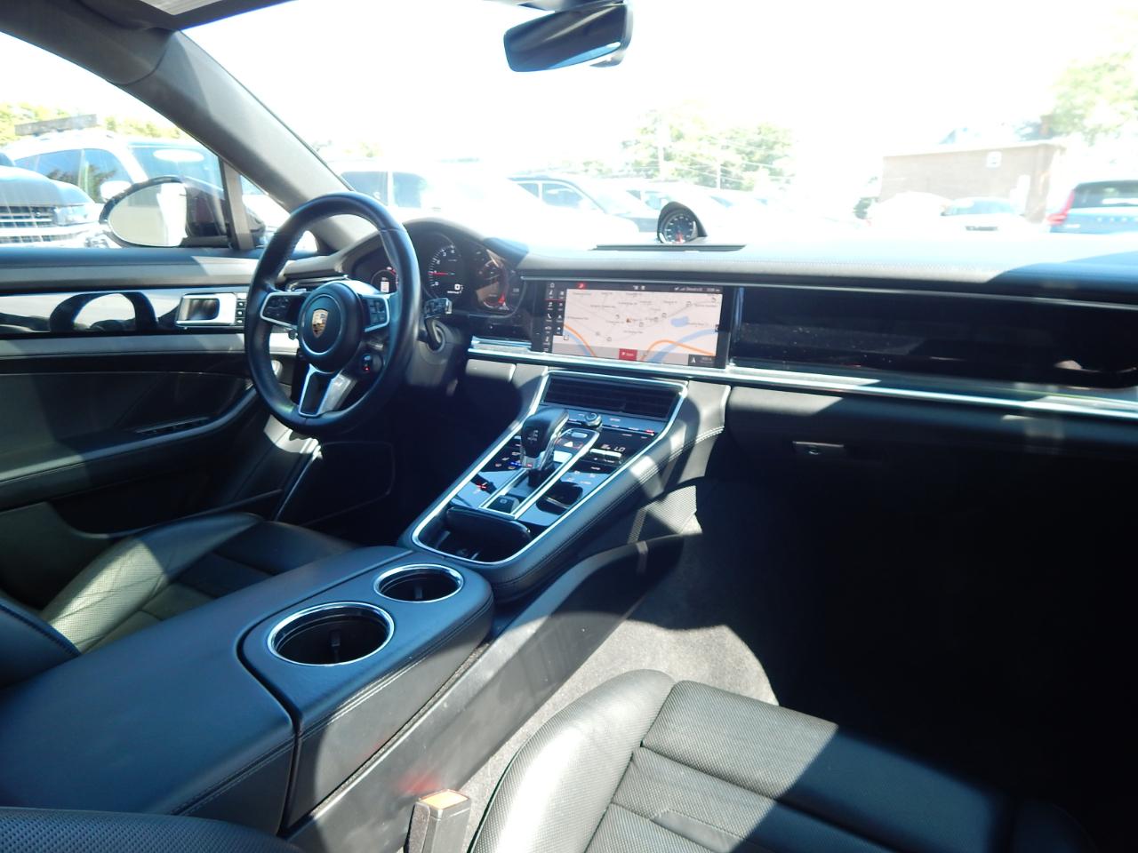 Porsche Panamera 4 Sport Turismo AWD 2018
