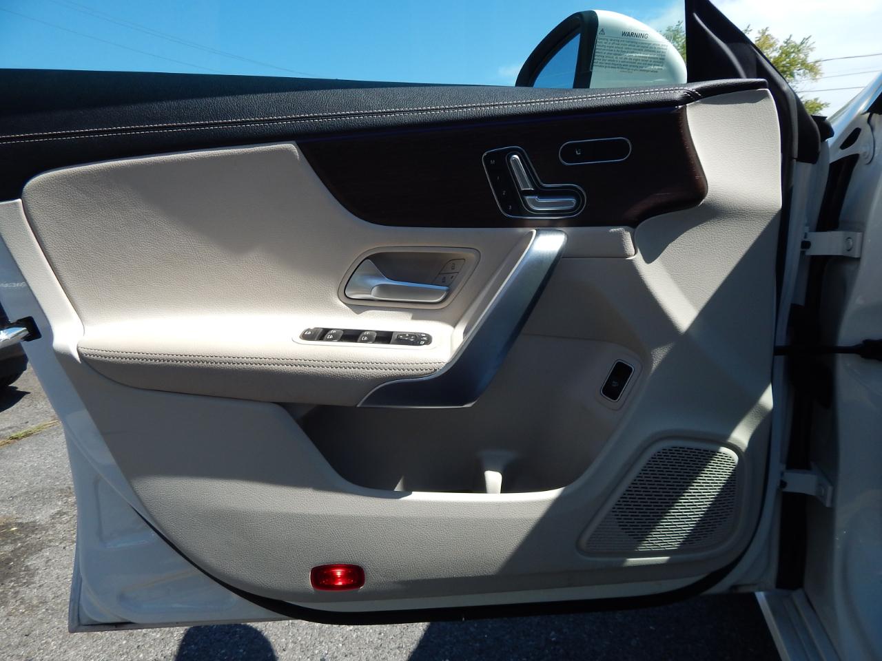 Mercedes-Benz CLA CLA250 4D Coupe 4Matic 2023