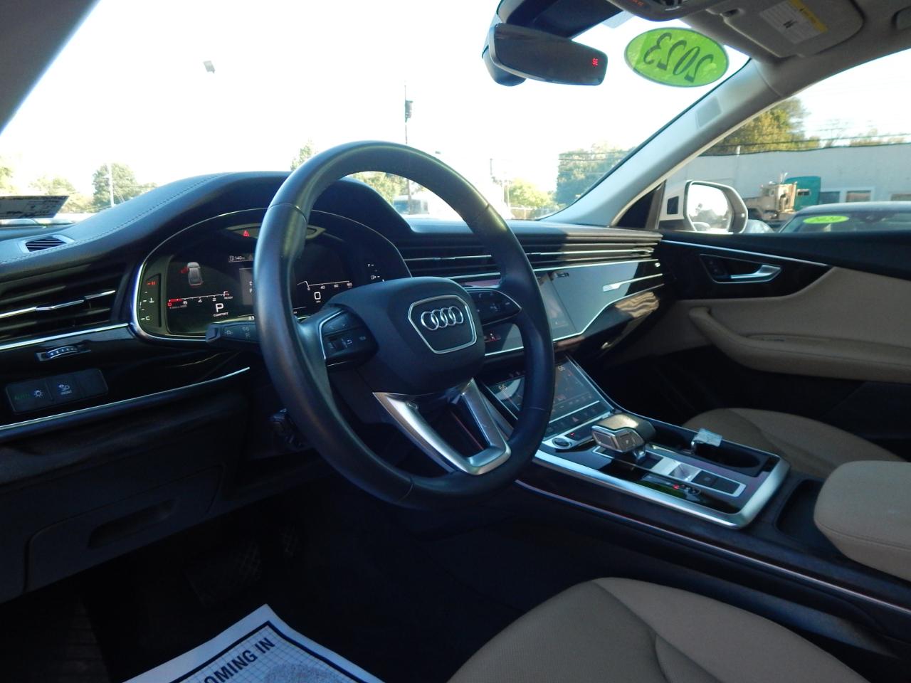 Audi Q8 Premium Plus 55 TFSI quattro 2023