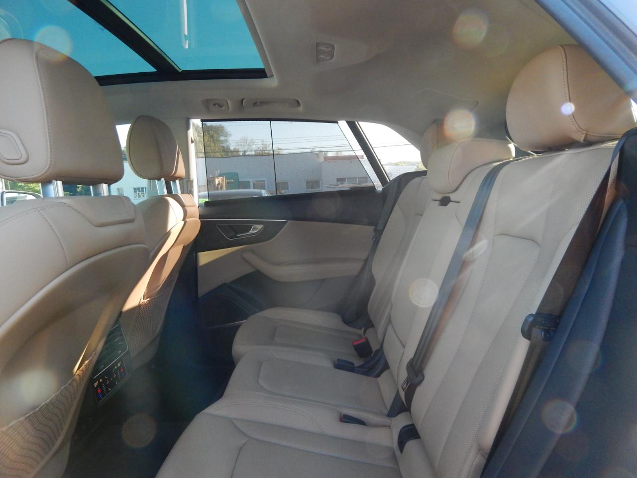 Audi Q8 Premium Plus 55 TFSI quattro 2023