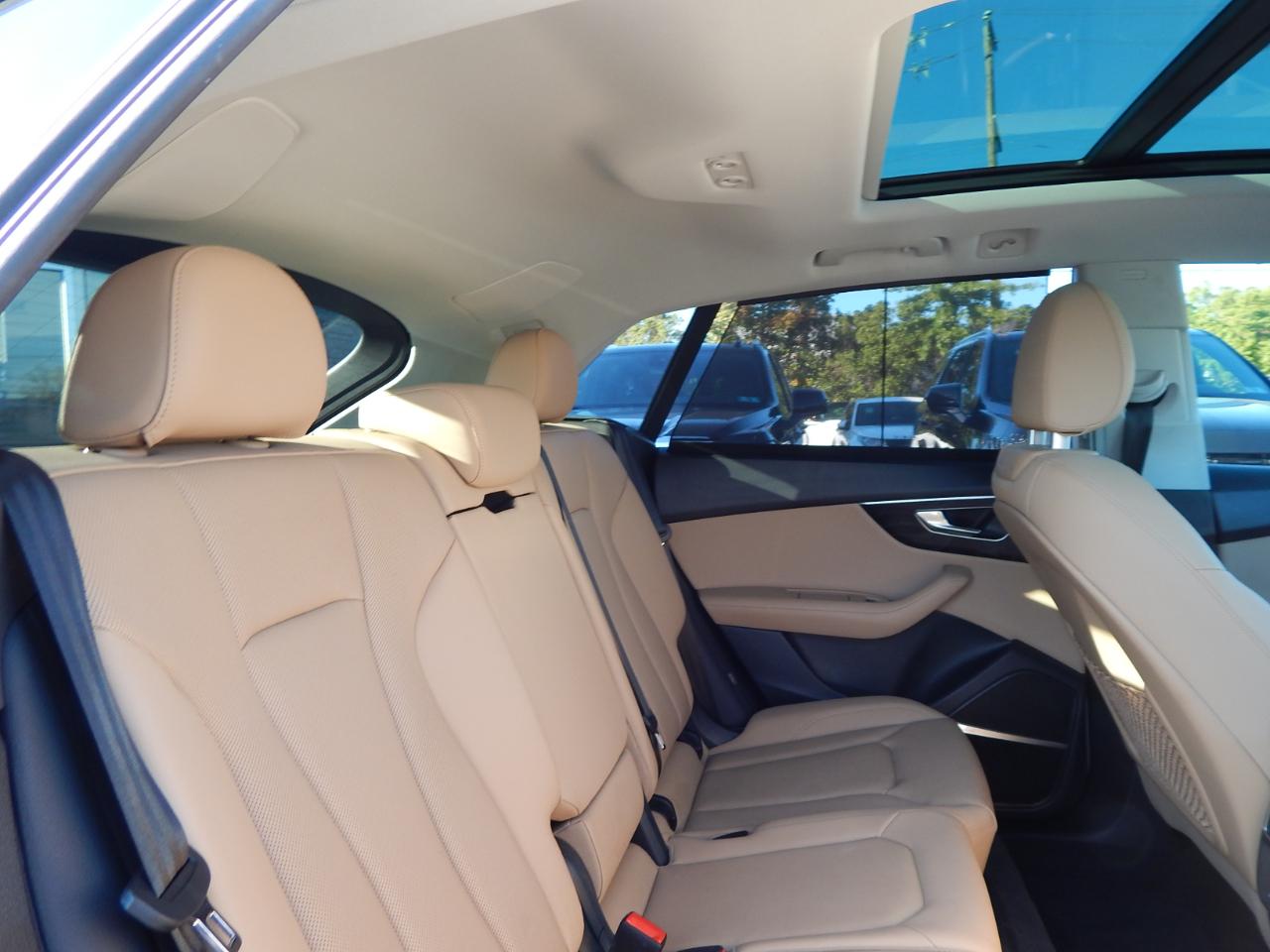 Audi Q8 Premium Plus 55 TFSI quattro 2023